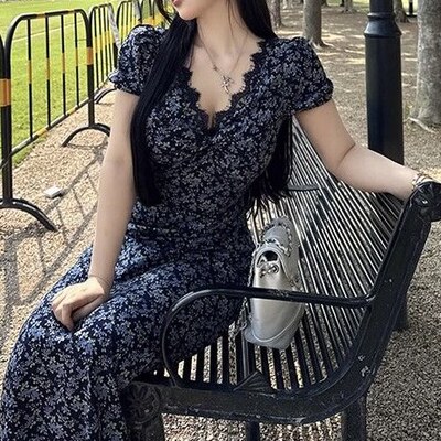 黑泽玄七bsevenl“月野恋春末”氛围感鸢尾花蓝收腰缩褶A摆连衣裙