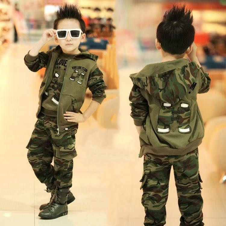 童装男童春秋套装2026新款帅气儿童迷彩服中大童三件套小孩衣服潮