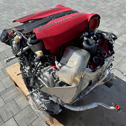 适用法拉利F430 FF F8 F12 GTO 296 488 F154 3.9T V8 发动机总成