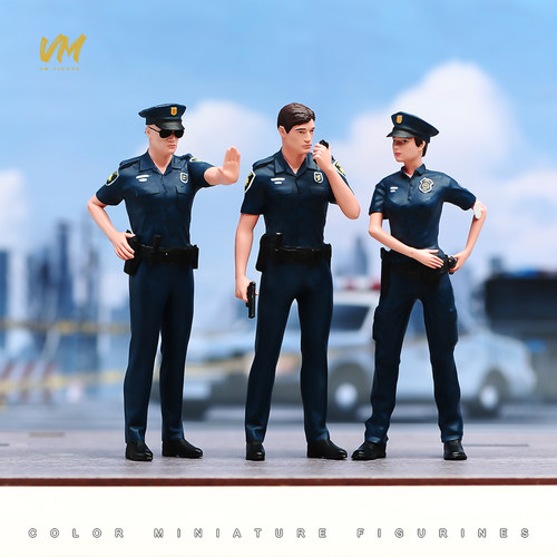 1/18/24 警察手工精涂人偶花盆摆件造场景车模微缩