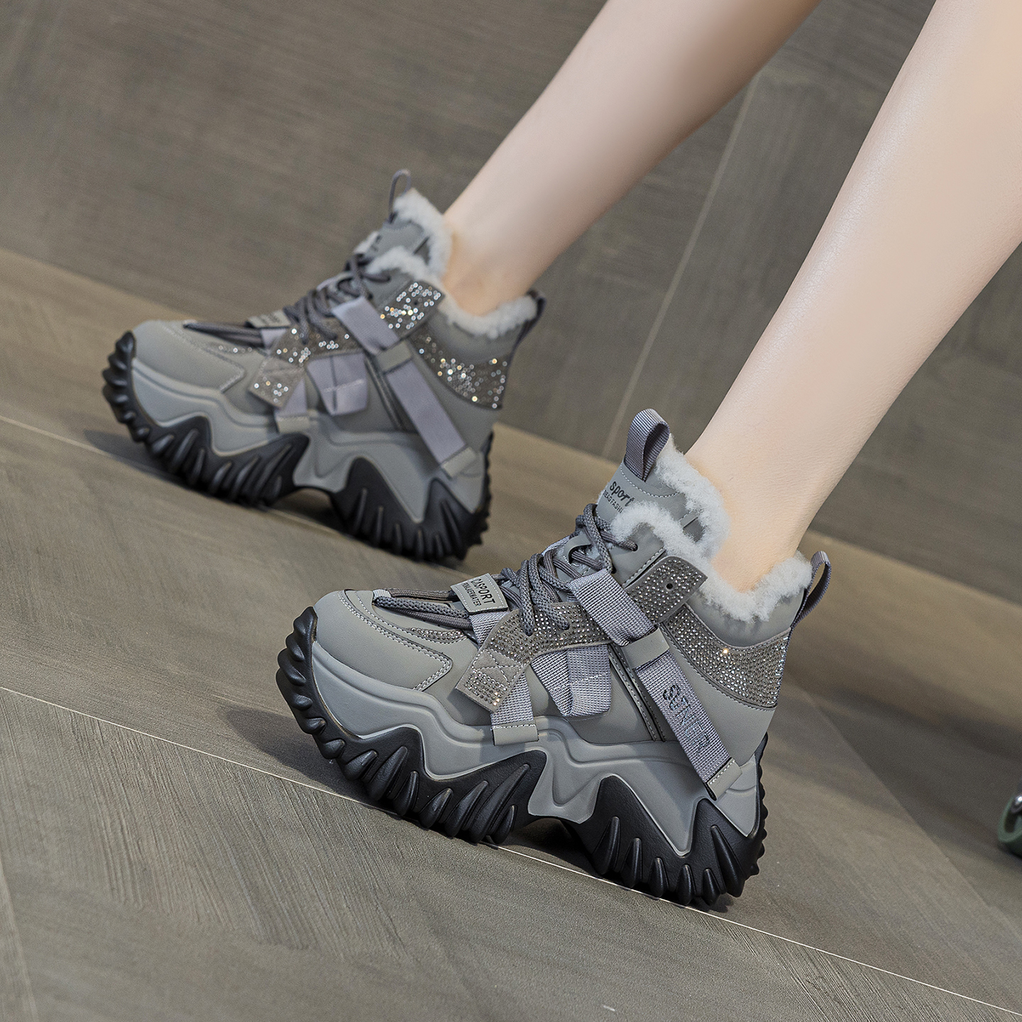 加绒内增高休闲毛毛鞋运动雪地靴