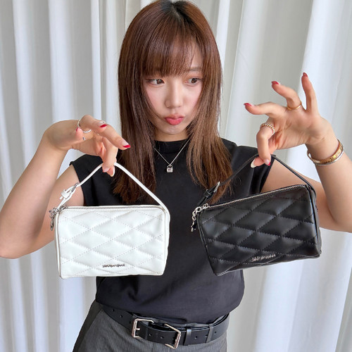 2801复古牛皮长菱格笔筒包