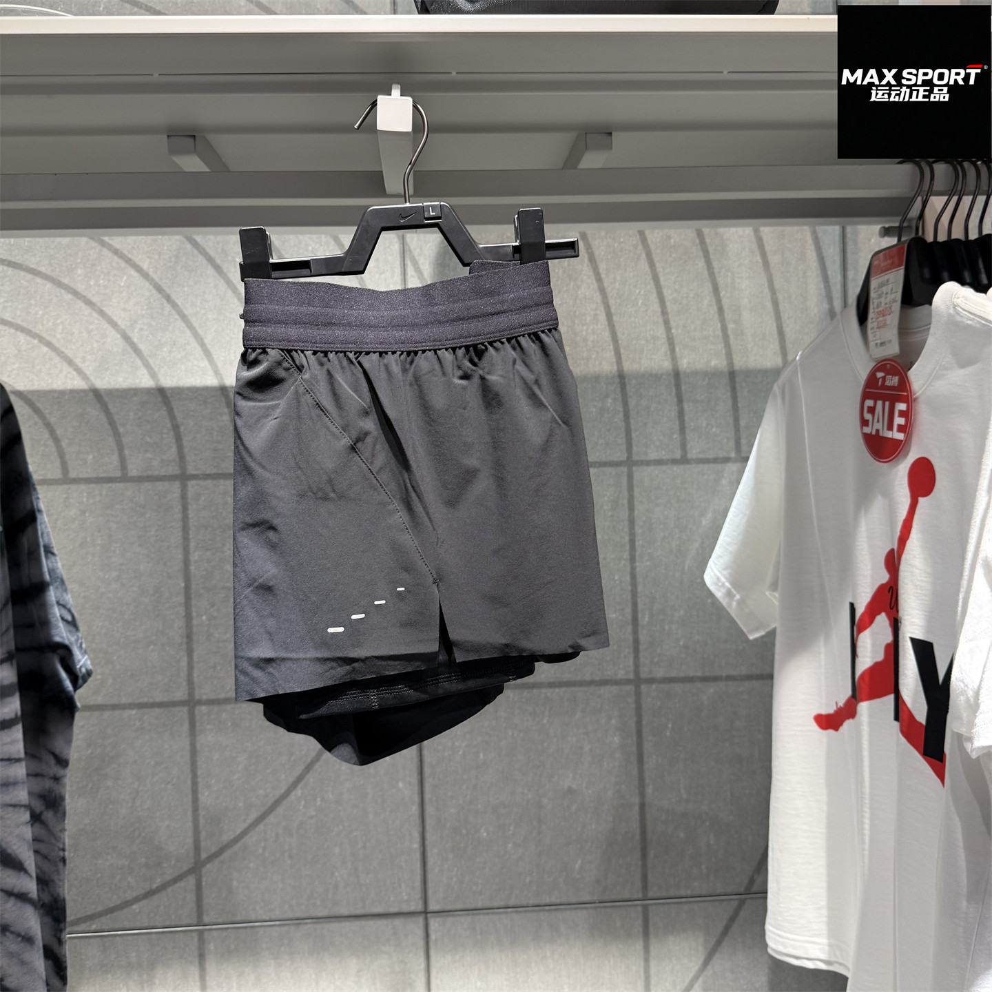 NIKE耐克女子短裤夏季运动训练速干跑步黑色健身裤 HJ5377-010