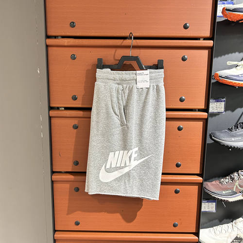 Nike/耐克宽松休闲短裤