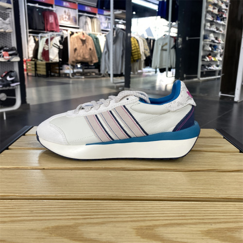 Adidas/阿迪达斯系带运动休闲鞋