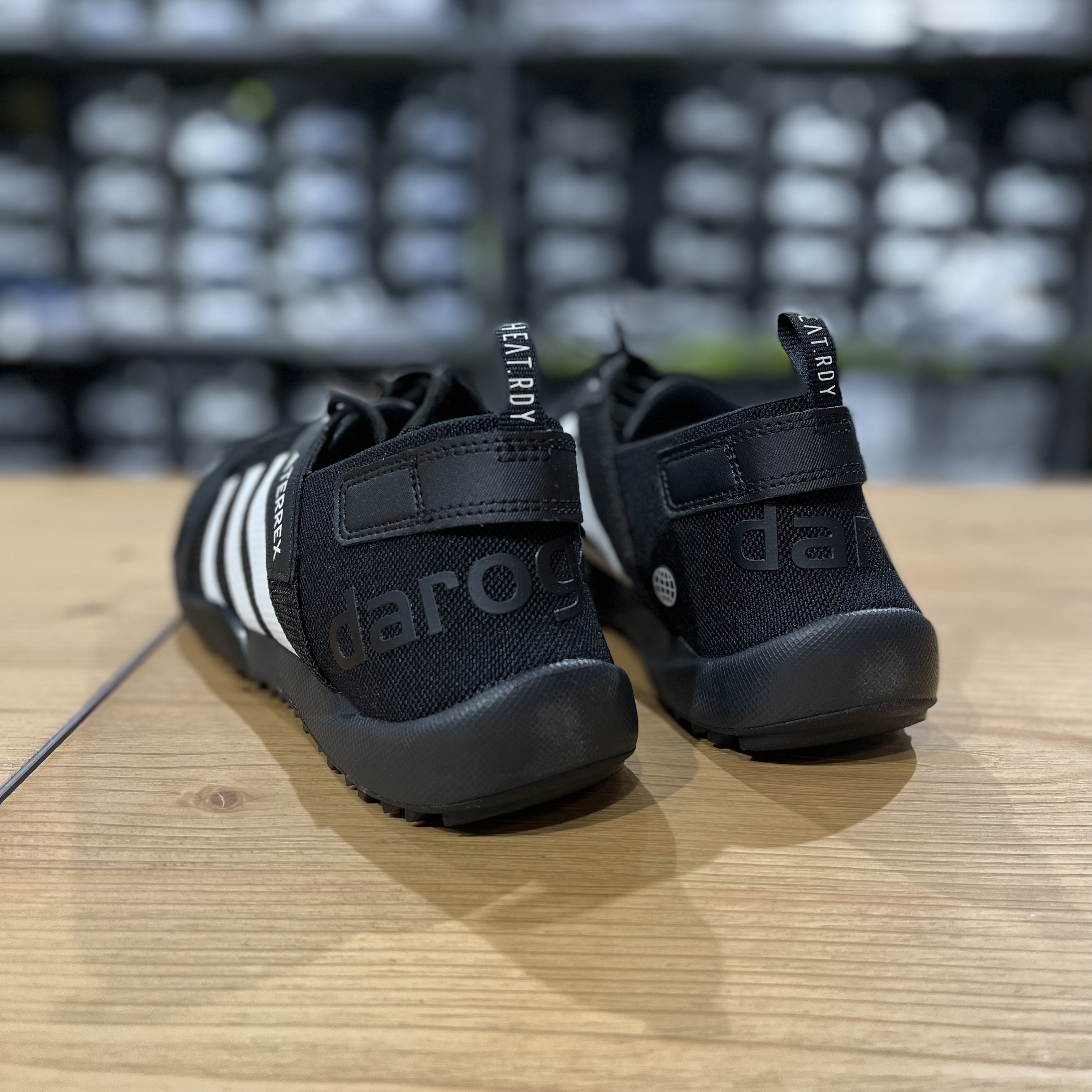 Adidas阿迪达斯男子夏季户外速干透气涉水溯溪运动沙滩鞋HP8636