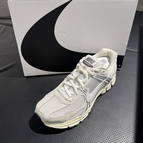 耐克男子迈柔运动鞋休闲老爹鞋