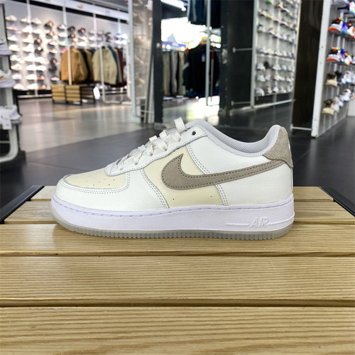 Nike/耐克运动休闲板鞋