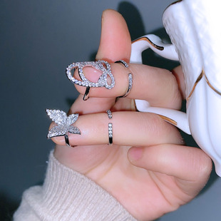 小众设计镶满钻指甲戒指蝴蝶镂空锆石ins指尖精致开口可调节指环