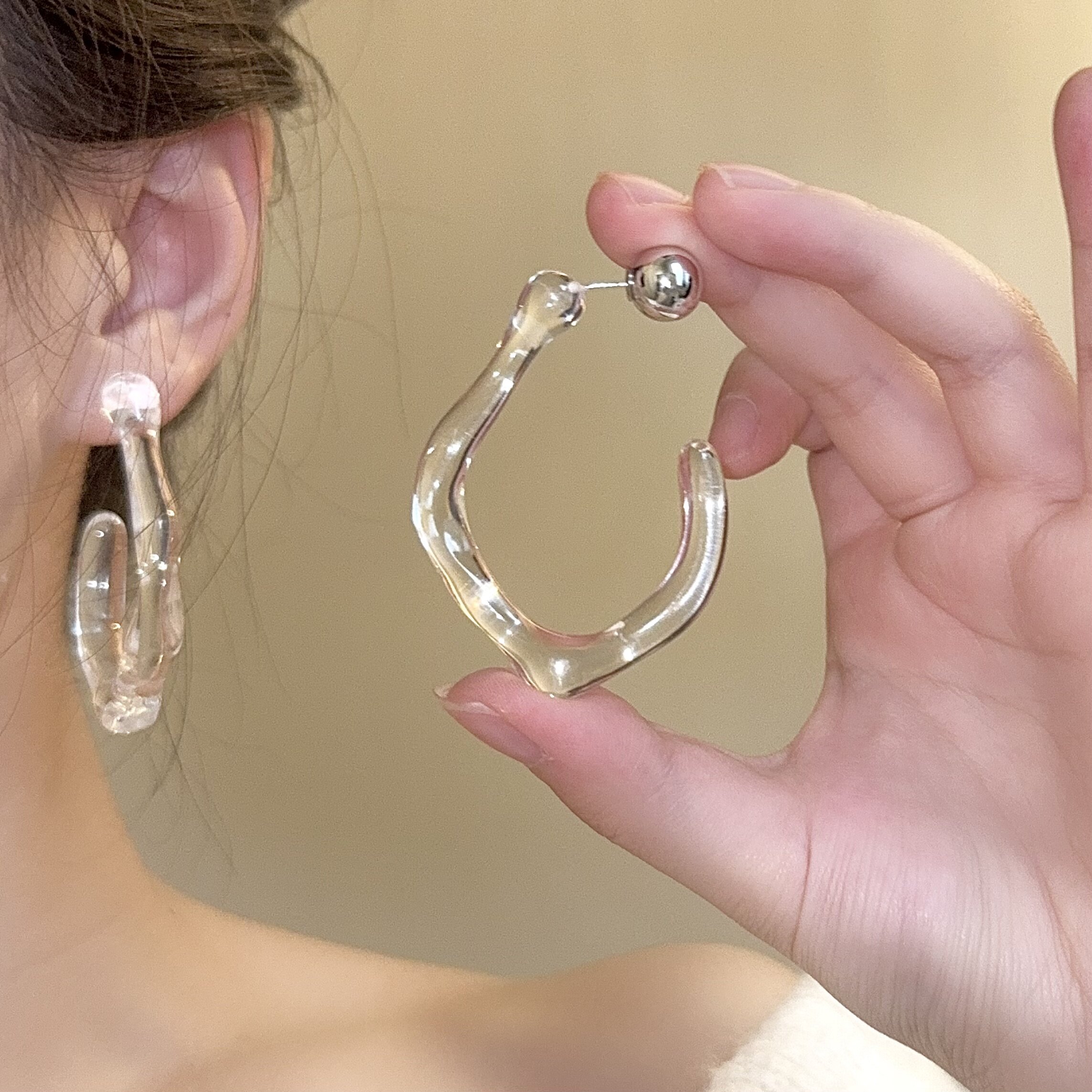 透明抽象几何不规则树脂耳环耳钉女复古港风透明亚克力耳圈耳饰