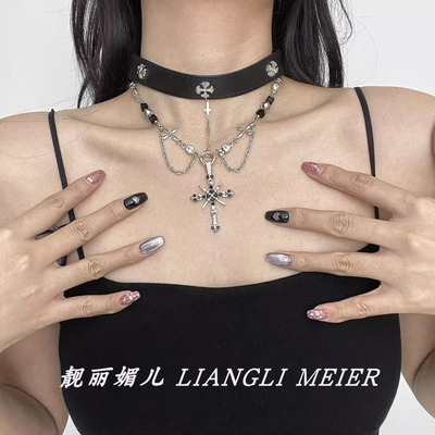 哥特式皮革项圈十字架流苏项链女