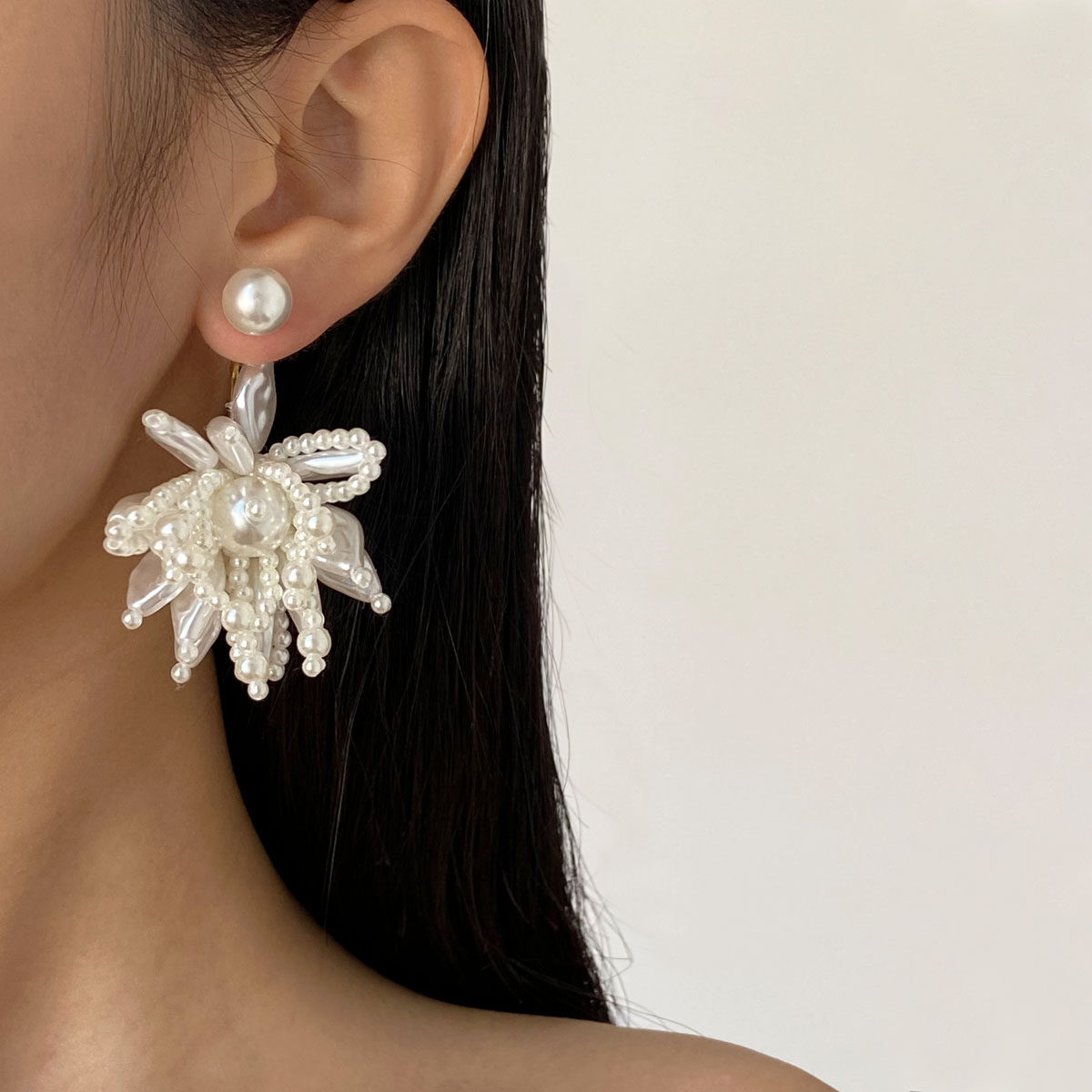 白色贝壳花朵两戴耳环耳钉女新款法式手工串珠夸张高级感新娘耳饰,饰品/流行首饰/时尚饰品新,耳环,淘宝优惠券,粉丝福利购,淘宝优惠卷