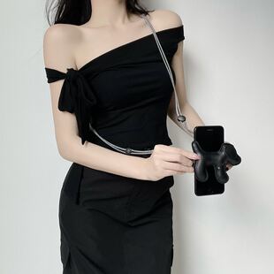 手机背夹斜挎挂绳身体腰链女时髦卡通狗瘦身连衣裙手机防丢配饰