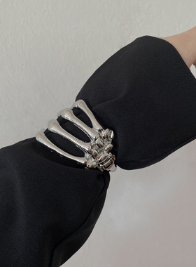 欧美金属个性骷髅鬼爪子手镯男女