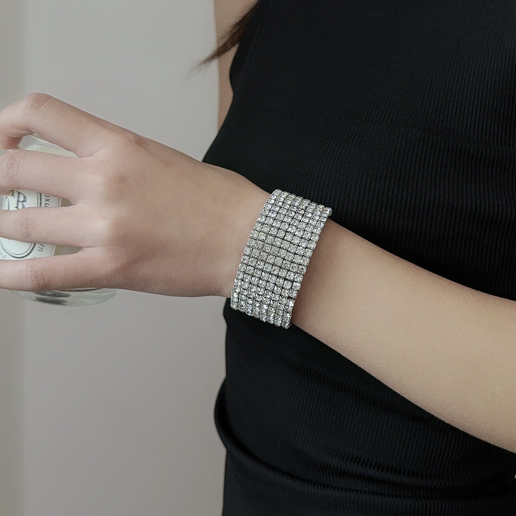 欧美时尚夜店超闪多排满钻开口手镯手环女个性弹力宽版水钻手饰潮