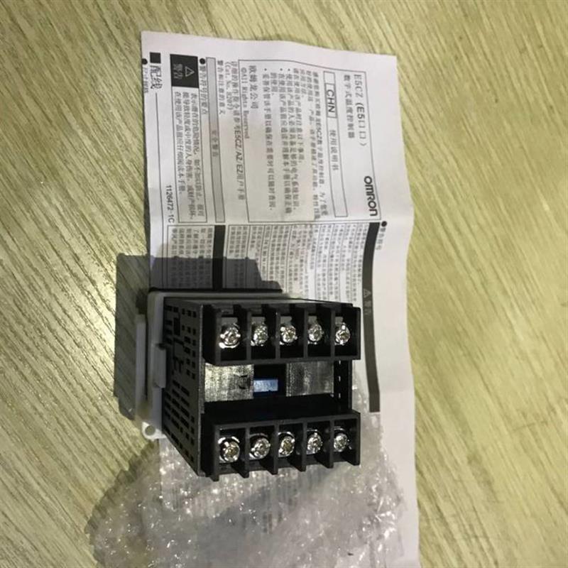 ***E5EZ-Q3T/E5AZ-R3T-C3T-R3MT-Q2MT-C3MT温控器***一年