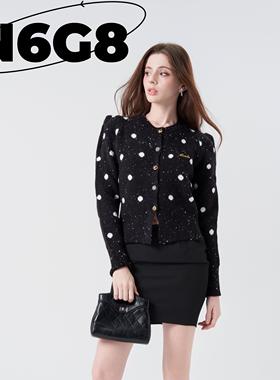 N6G8法式波点圆领针织毛衣