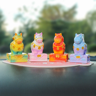 小马福福玉玺印章车载饰品小摆件创意汽车内中控台装饰唐三彩马