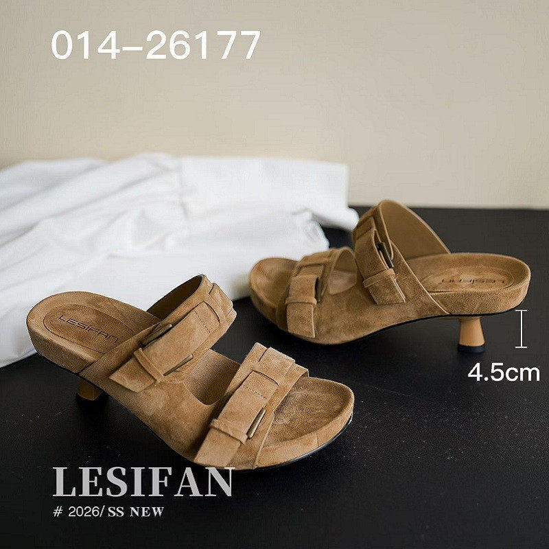 乐思凡lesifan2026年夏季新款女鞋真皮中跟舒适通勤拖鞋不累脚潮