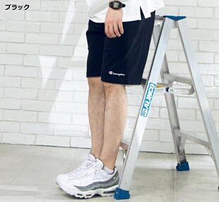 现货Champion日版经典款棉质刺绣logo情侣款运动裤草写休闲短裤