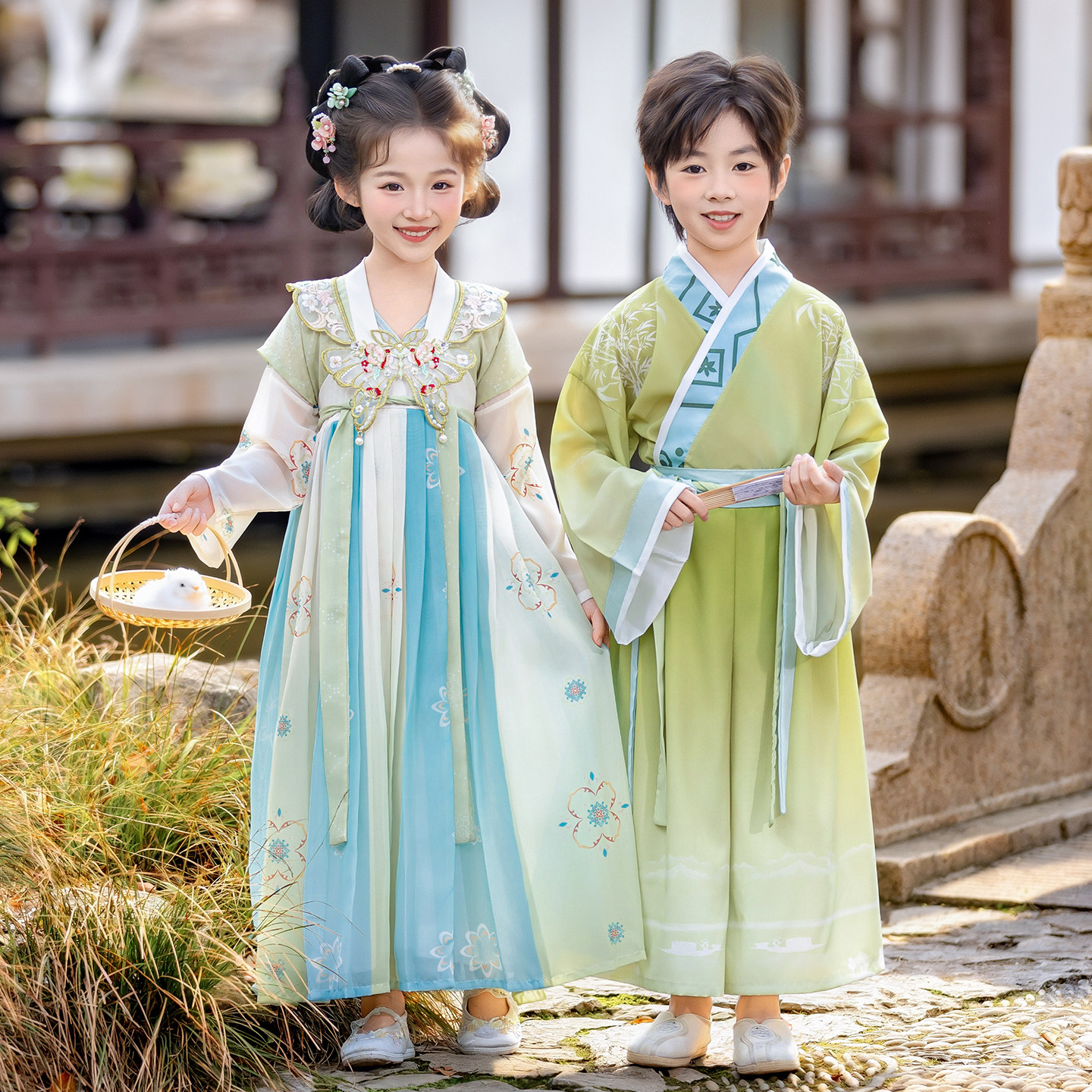 中秋节汉服男童春秋2026新款儿童古装国学服唐装女童连衣裙演出服