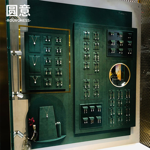 新款饰品展示架上墙面壁柜首饰高档橱窗挂式珠宝展示道具设计定制