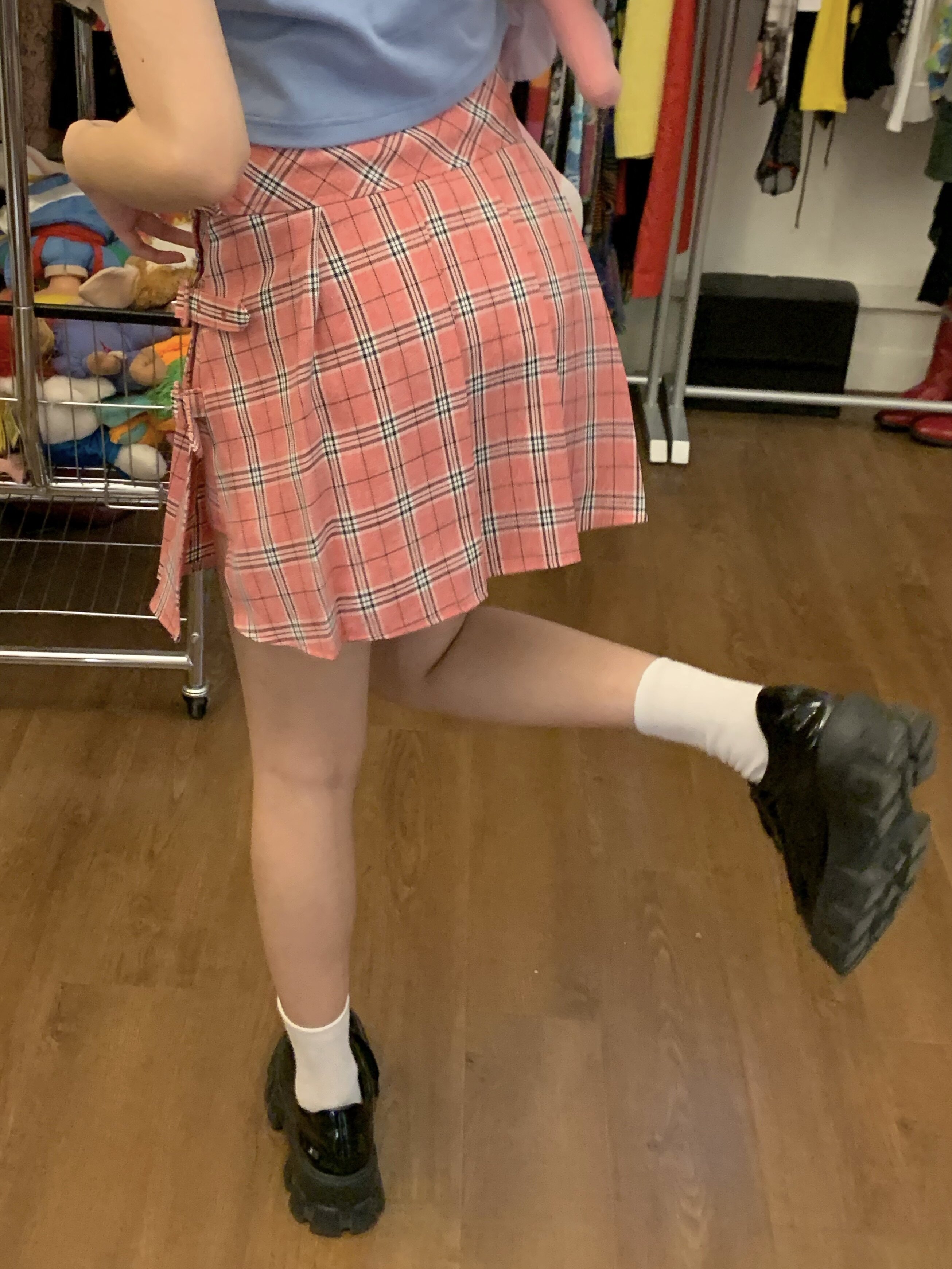 水银商店 原创 搭扣设计甜心草莓格纹 可爱半身裙 压褶百褶短裙