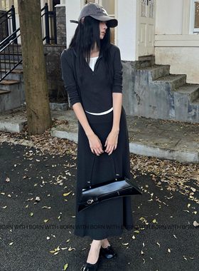 BORN WITH 休闲慵懒连帽长袖假两件拼接上衣搭配休闲半身裙两件套