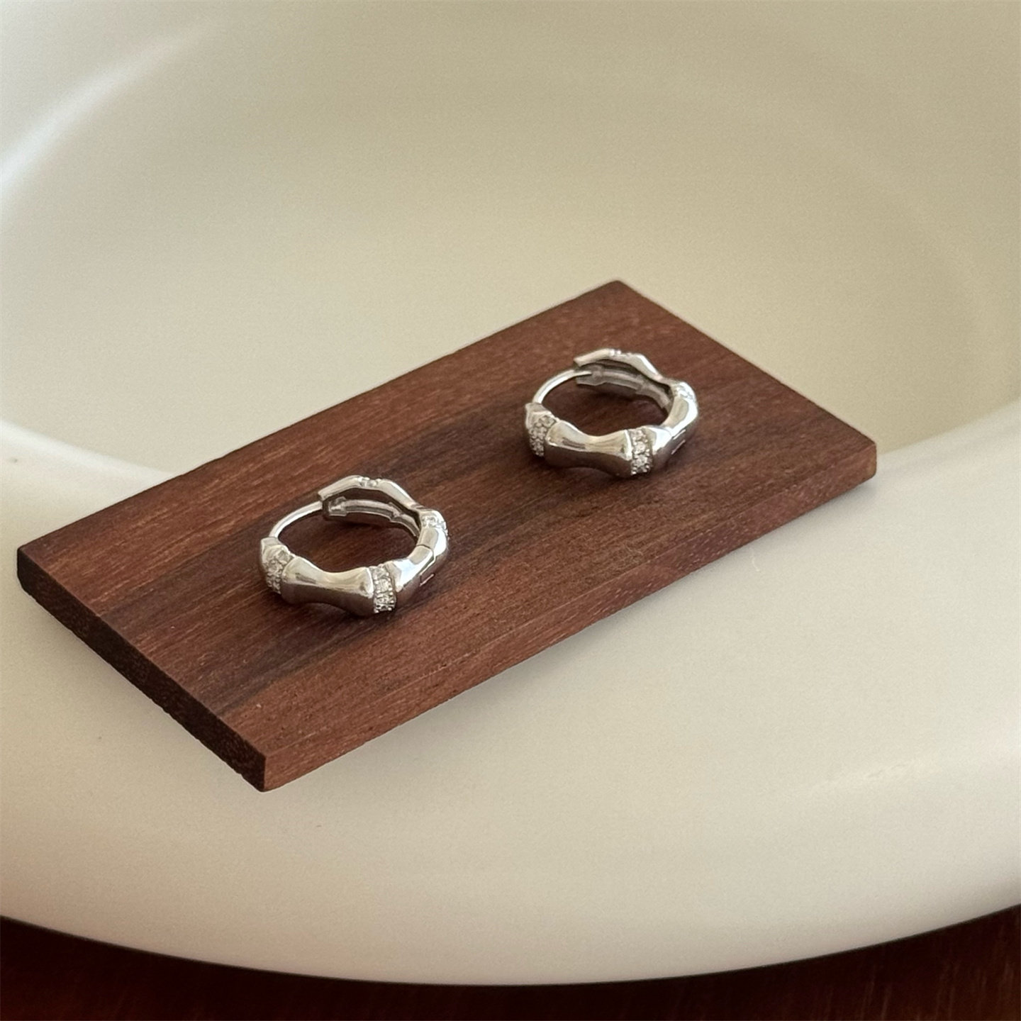 minicyberS925纯银镶嵌锆石耳钉