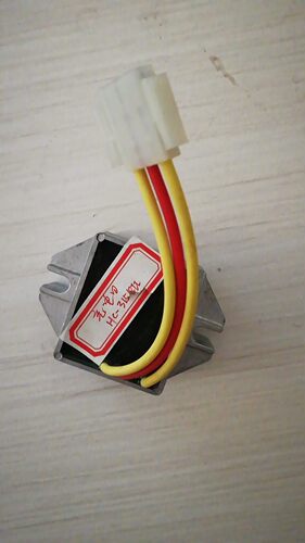 百力通双缸汽油发电机配件 HC-315QII 充电调节器 充电模块