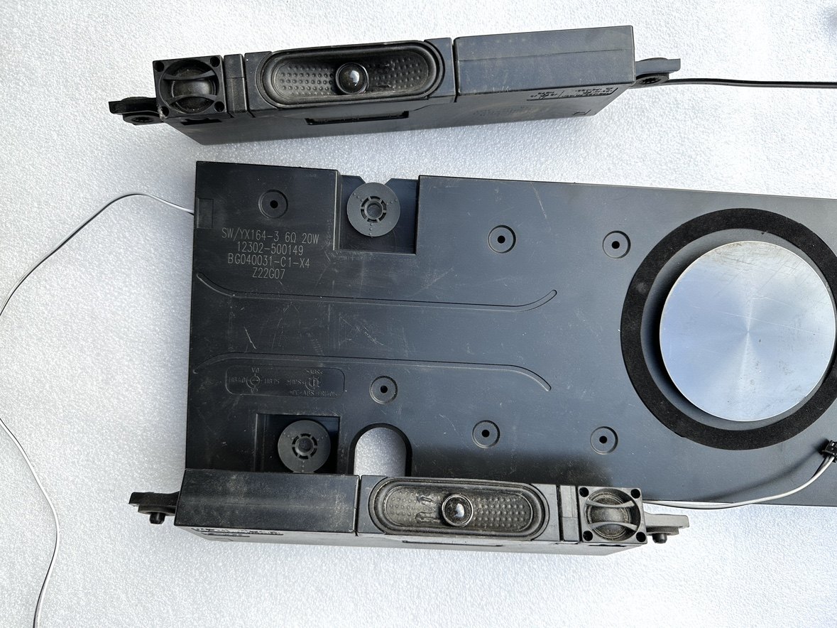 雷鸟85S545C 喇叭 扬声器  原装拆机 一套3支