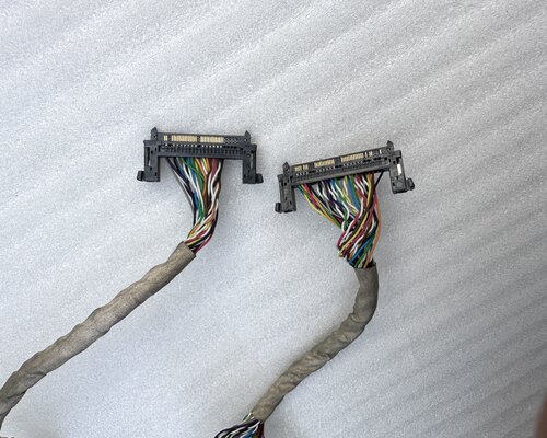 HP Z27i 排线  一对 适用LM270WQ1