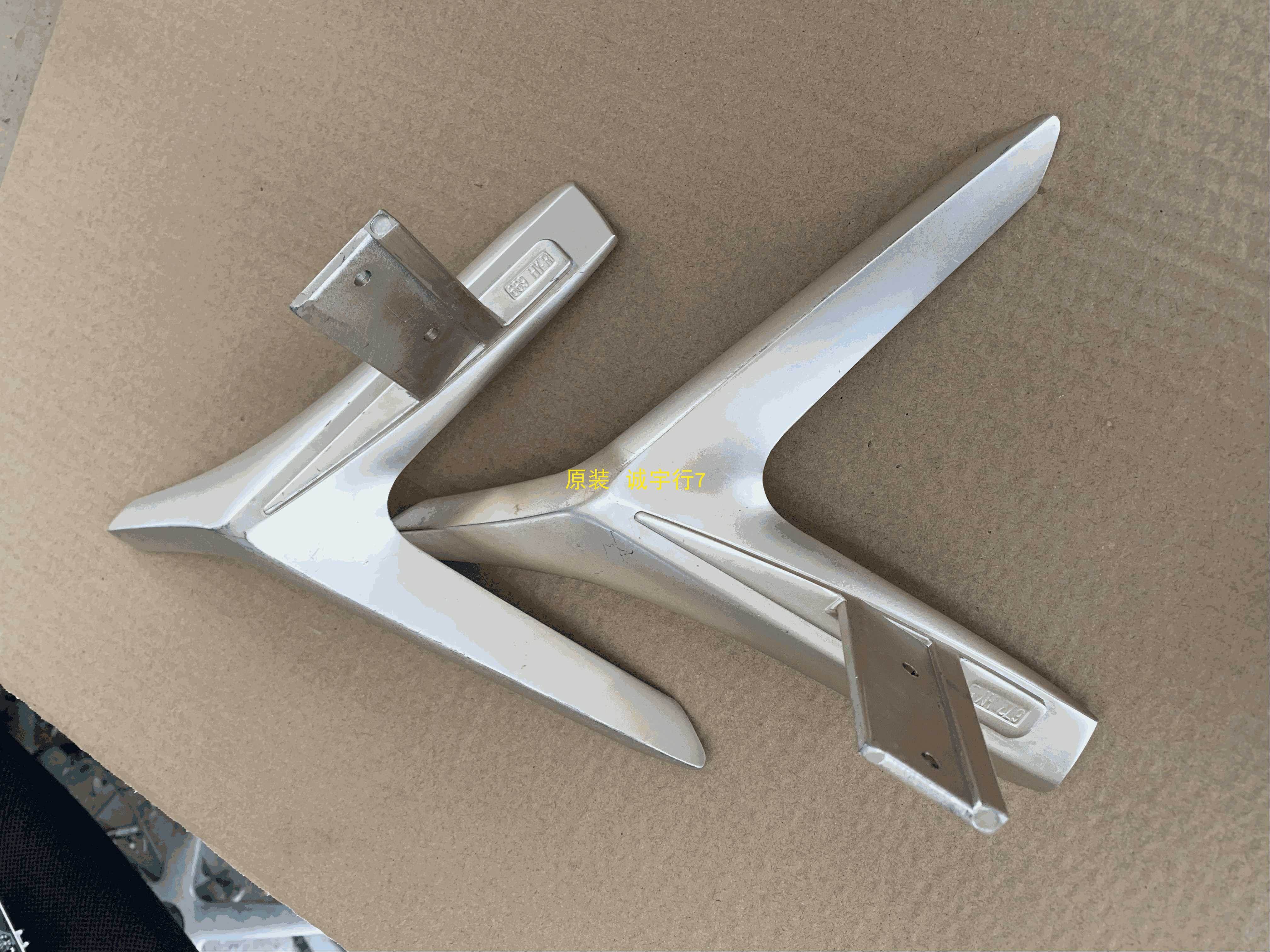 长虹55Q2EU底座 台座 座架 原装拆机 有使用痕迹