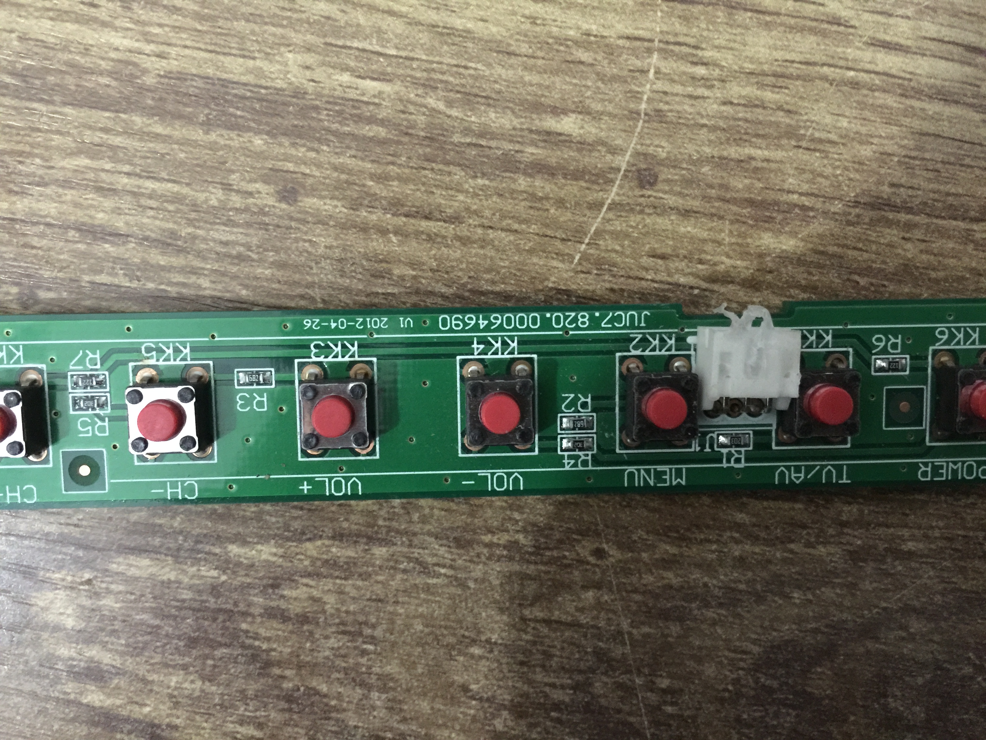 长虹3D32B3100IC按键板JUC7.820.00064690