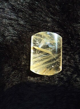 龙王鳌犷水晶天然钛晶金发晶顺发无事牌挂件 21×16×8mm 4.7g
