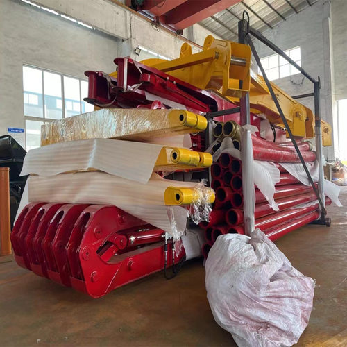 混凝土布料机concrete spider boom 移动式液压布料机 21米 24米
