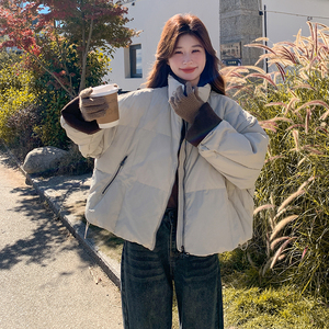 90白鸭绒高级感超好看羽绒服女冬2025新款短款加厚韩系立领小个子图片