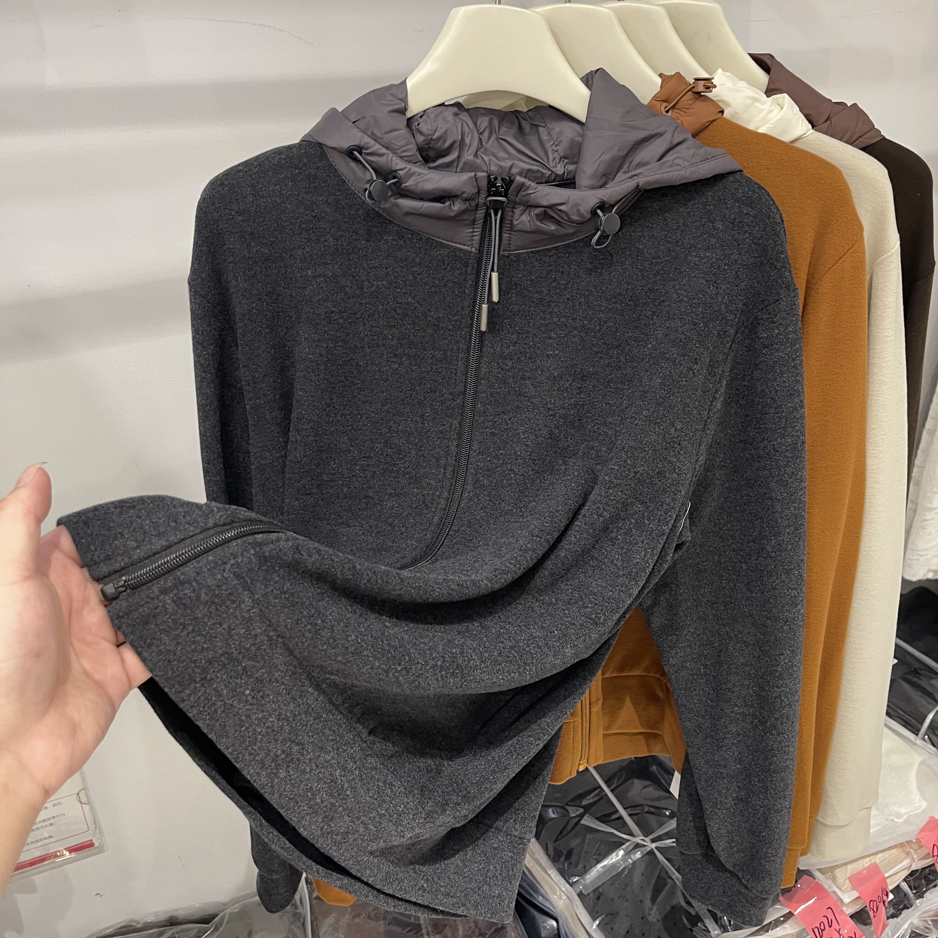 拼接撞色连帽拉链双面德绒卫衣女