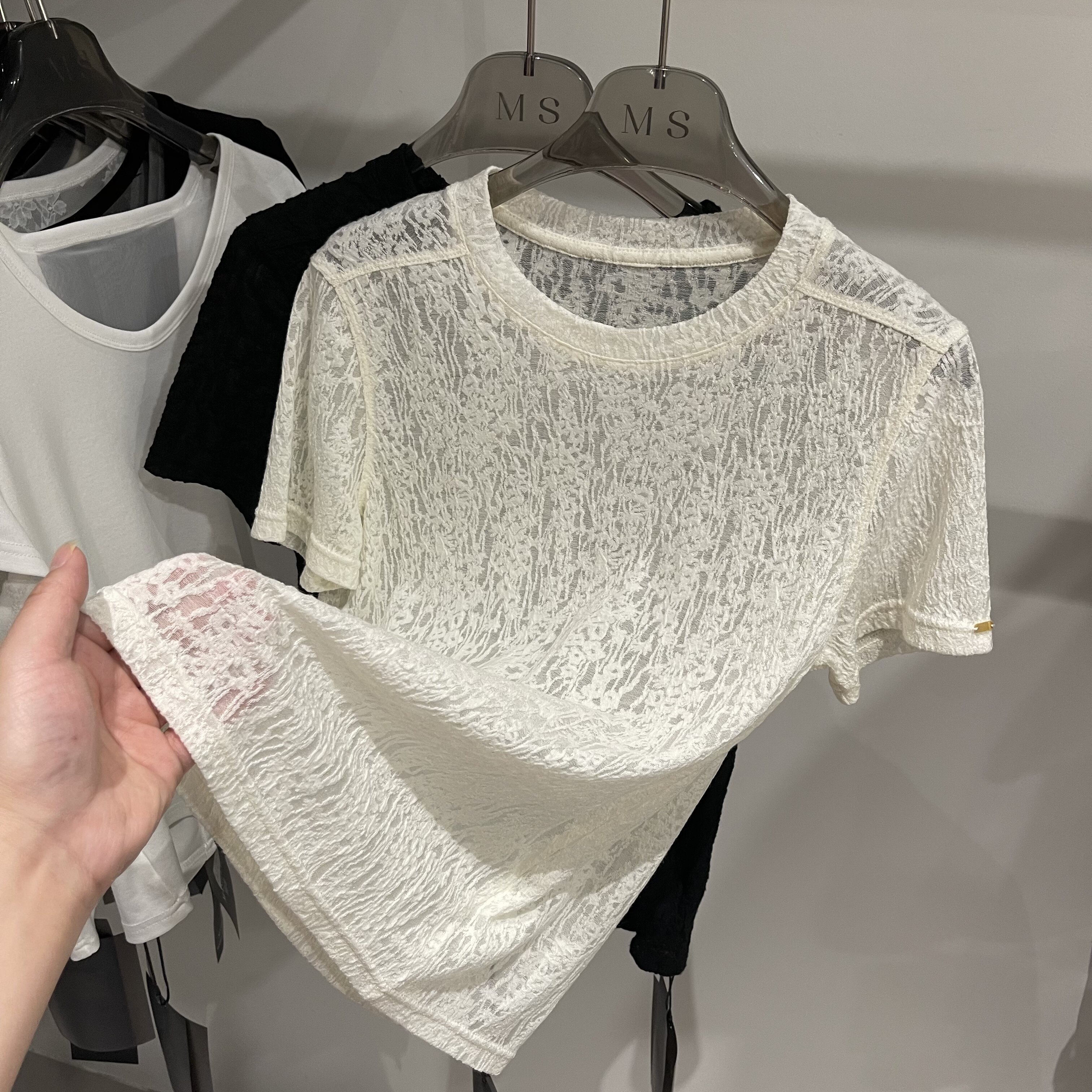 设计感蕾丝印花透视拼接短袖T恤女2026夏季新款内搭休闲打底上衣