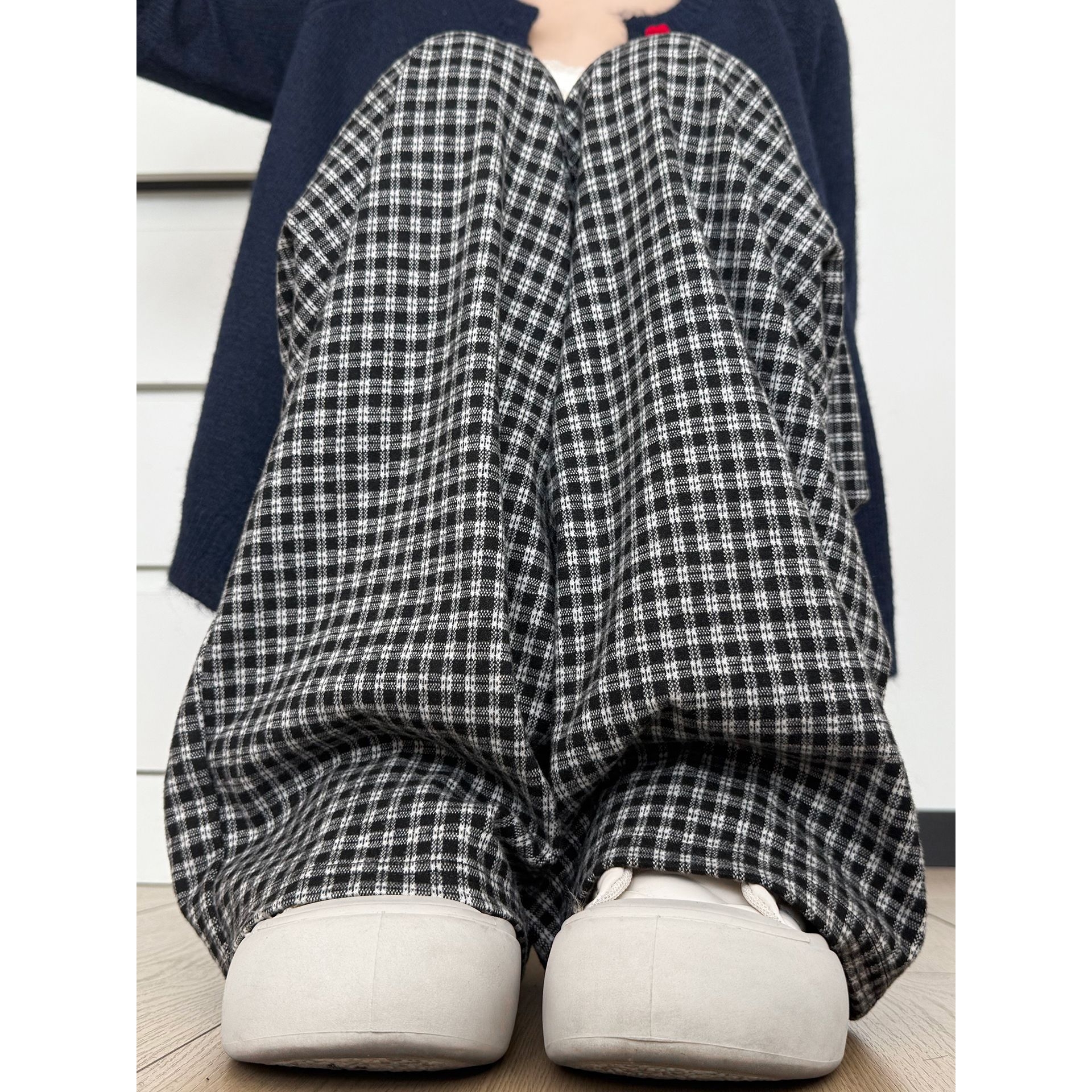 德国进口黑色格子裤女秋季新款大码胖mm梨型身材宽松显瘦休闲阔腿