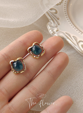 BO丨雾霾蓝复古925银针镀14K镂空个性耳钉ins新款潮耳饰耳环L1760