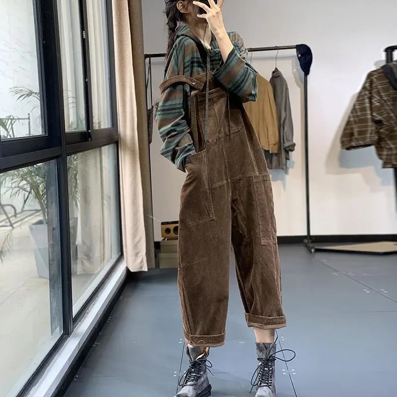 外贸意大利原单灯芯绒背带裤女秋冬大码胖mm遮肉工装吊带连体裤潮
