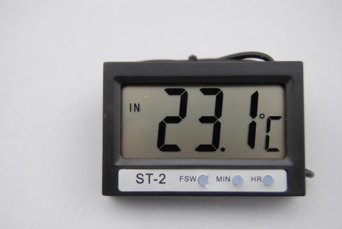 ST-2车用温度计内外双温车载数字数显水族电子钟带探头直销