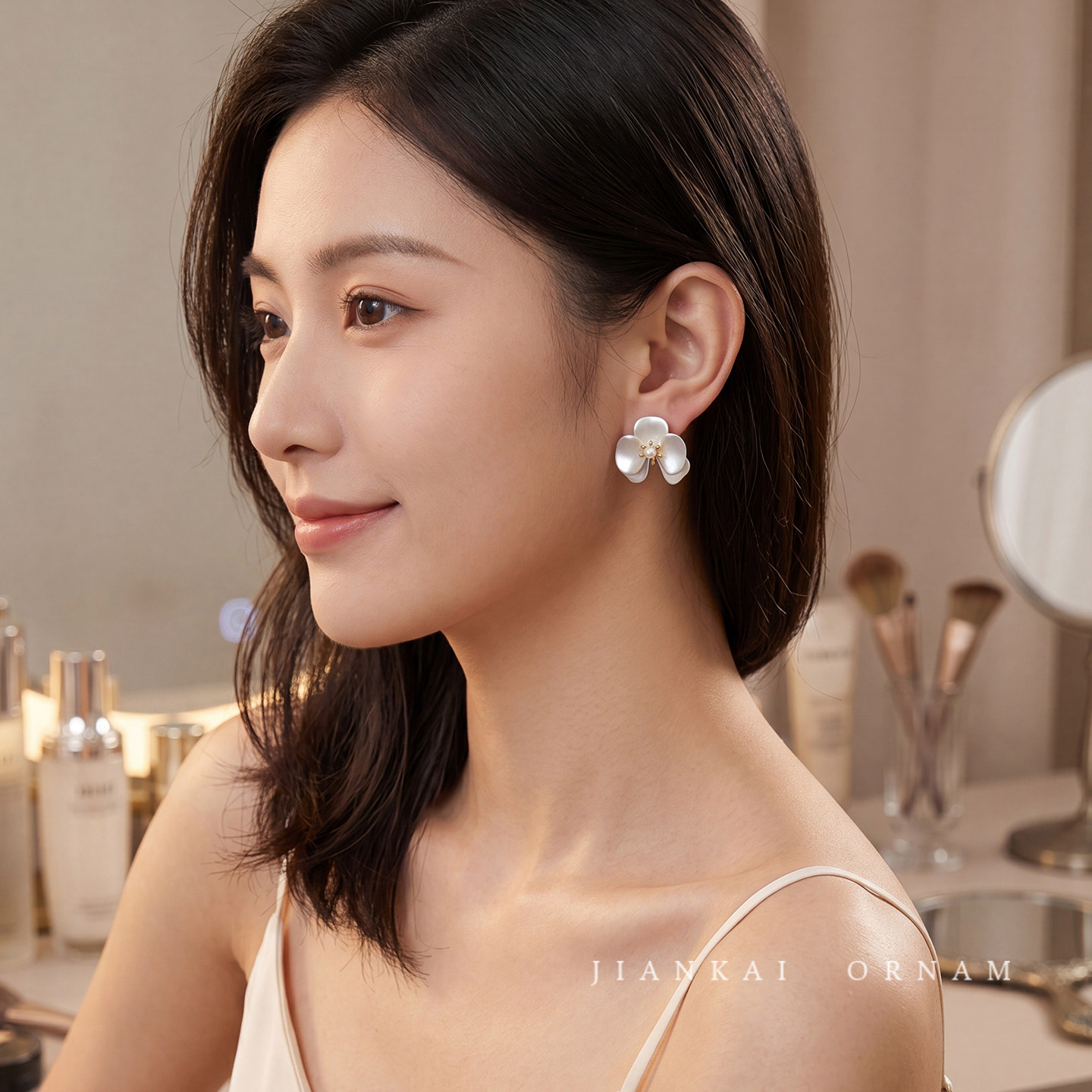 法式蝴蝶兰花朵耳钉女士2026新款