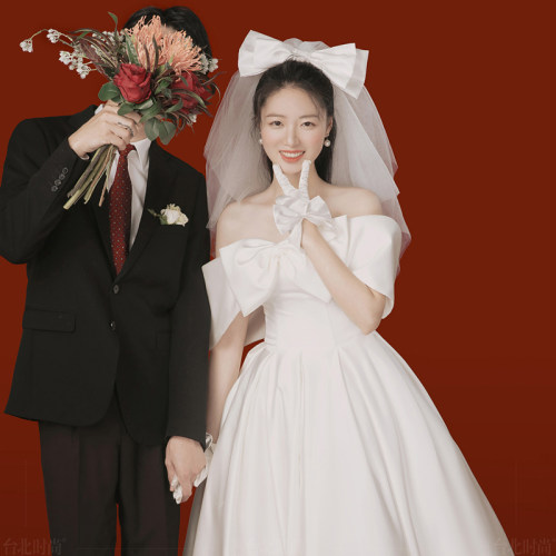 简约缎面一字肩蝴蝶结婚纱显瘦仙