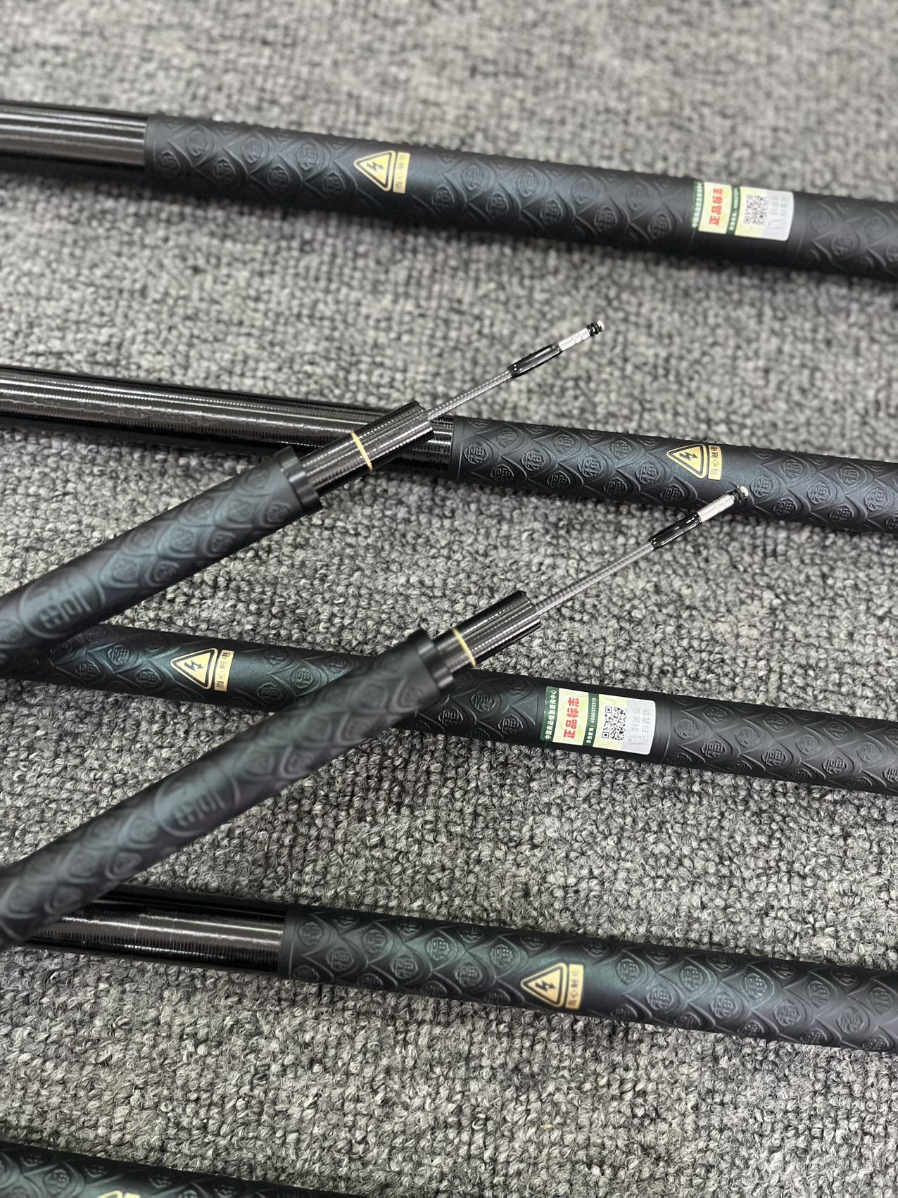 黑坑竿新品9D立体打印19调12H浮雕款超轻超硬飞磕杆台钓杆罗非竿