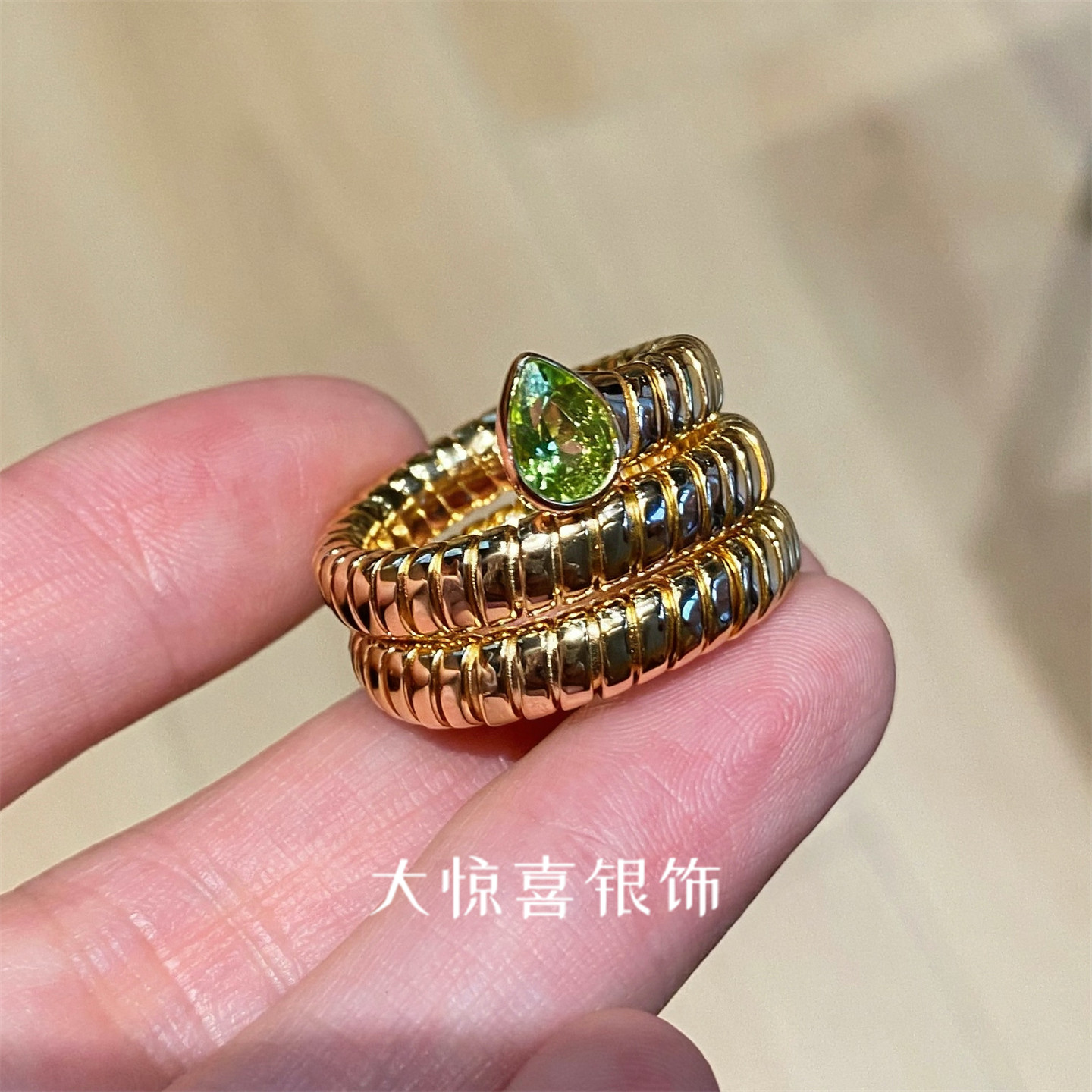 天然橄榄石925银镀18k金轻奢高级感蛇戒指图片