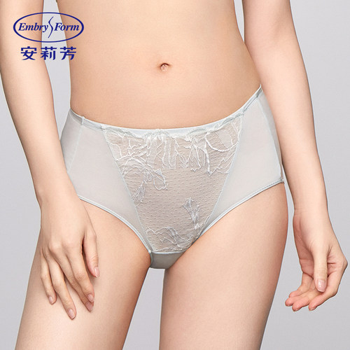 安莉芳官方花朵蕾丝性感舒适内裤轻薄弹力冰丝中腰三角裤E300823