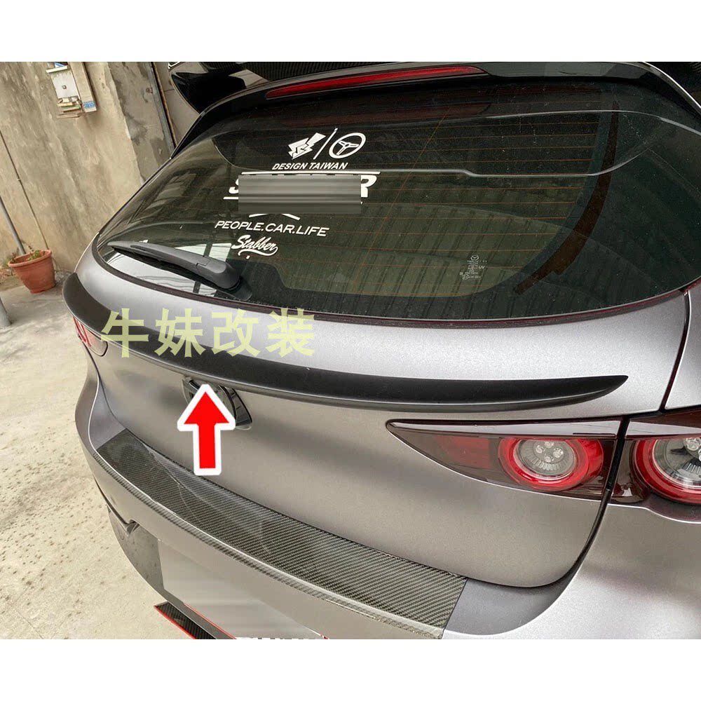 5门马自达3AXELA改装OE中尾翼图片