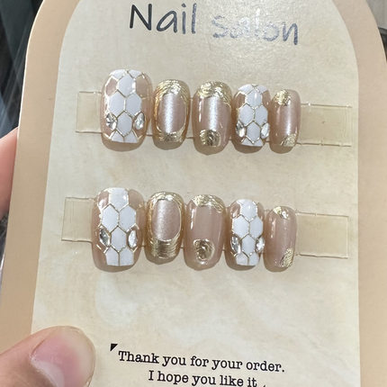 新款春季轻奢橘色蛇纹穿戴甲美甲贴片鎏金线条猫眼假指甲片3025